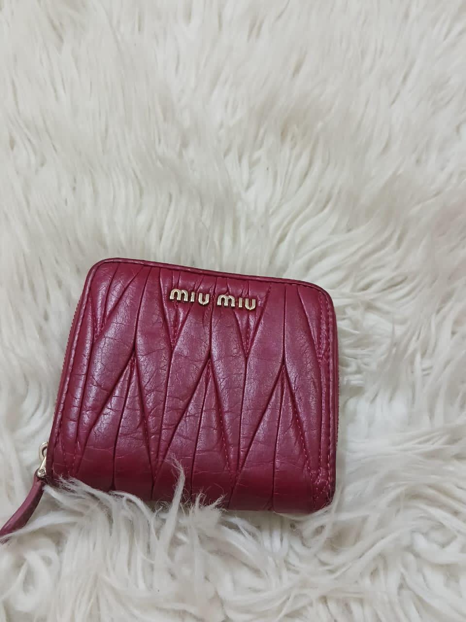 ポ*ヨ様 Miu Miu Calf Fur Kiss Lock Coin Pur ポ*ヨ様 Miu Miu Calf Fur Kiss Lock Coin Pur Miu Miu Glitter Kiss