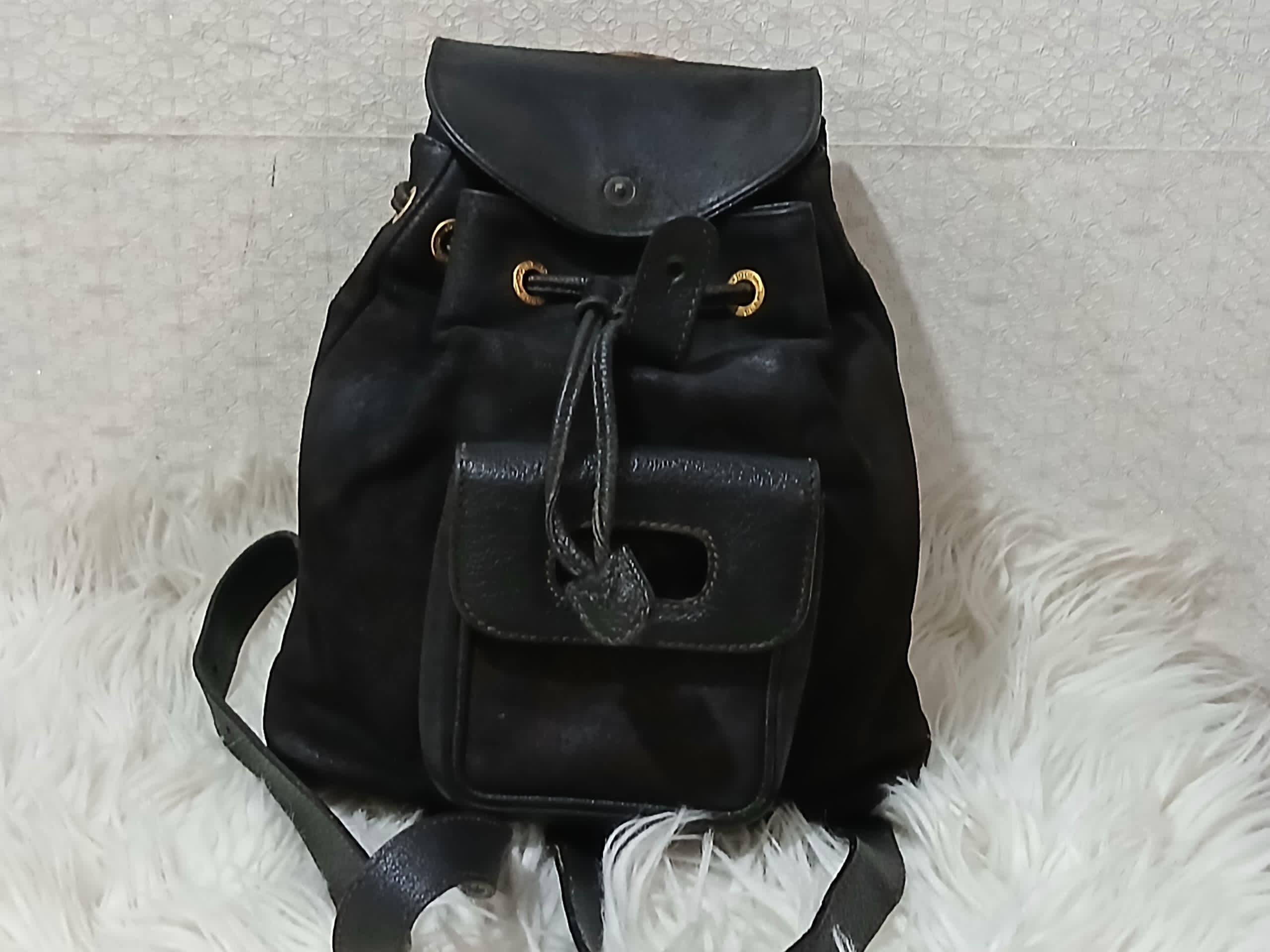 black gucci leather backpack Gucci Vintage Black Leather Unisex Backpack