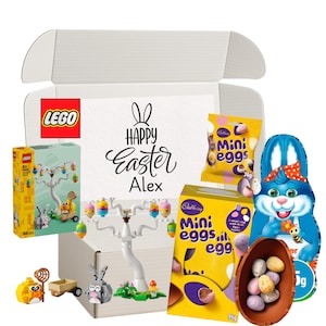 LEGO påskhare- och kycklingäggjaktleksak och presentkorg med chokladhare och ägg