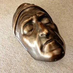 Bronze mask sculpture of Dante