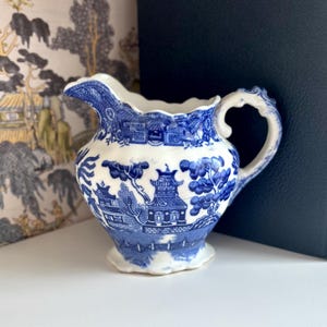 Blue Willow Creamer Blue Transferware Creamer Antique Allertons
