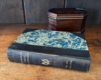 Antikes, in Leder gebundenes Marmorpapierbuch – Die großen Meisterwerke der Welt, Band XII