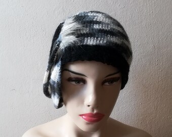 Black and white 1920s style crochet hat women's winter beanie with feather 1920s hats women's beret