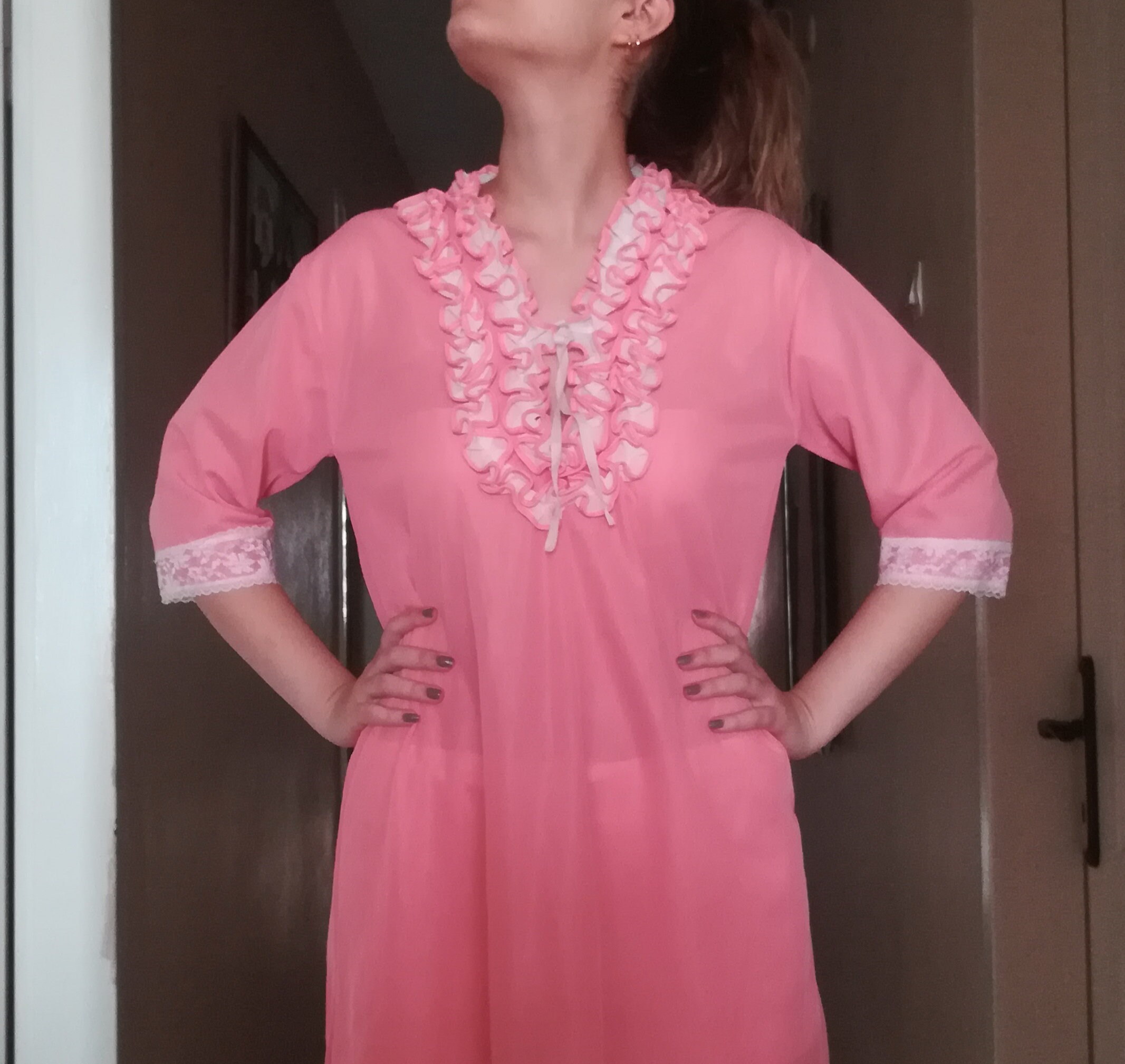 collared night gown