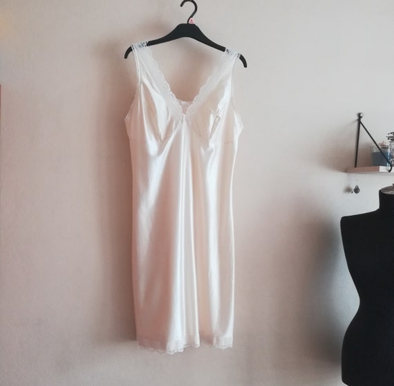 Vintage full slip dress nude color under dress 19… - image 2