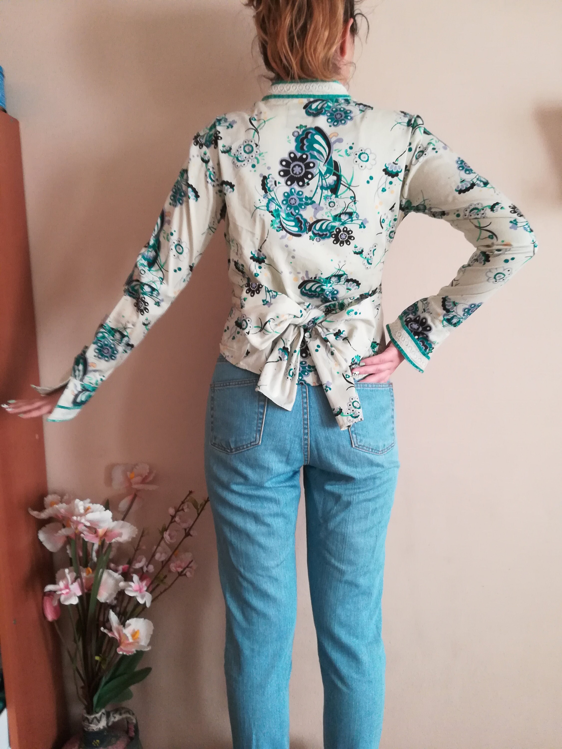 Vintage long sleeve wrap top