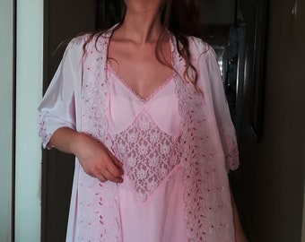 Vintage peignoir set pink slip nightie and robe vintage robes for women Unmatched set size M/L
