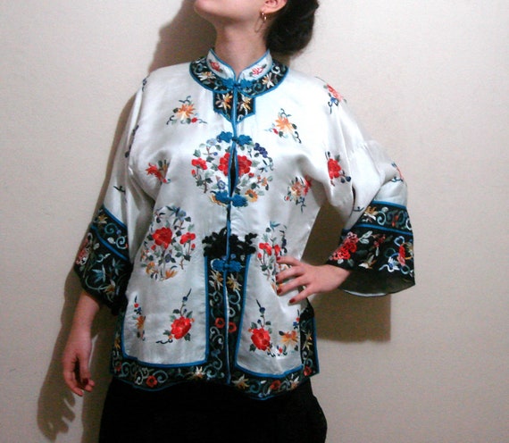 Embroidered vintage silk coat, Embroidered off whi