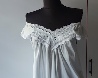 Vintage nightgown with lace  nylon nigh gown elastic neckline made in USA