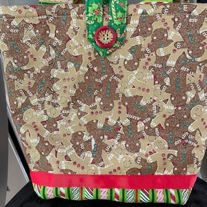 Bolso de mano hecho a mano con forma de hombrecito de jengibre y galletas de Navidad, color rojo y verde
