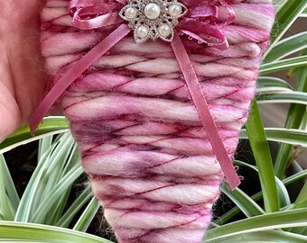 KR Imperfect Chenille Heart Hat - Mauve Cream main image 1