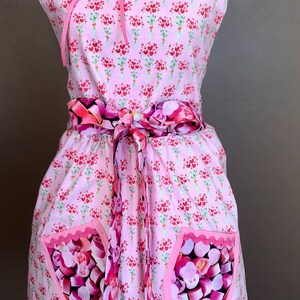 Valentine Pink Heart Flower Bouquets Full Vintage Style Ruffle Apron Hostess Barbiecore Handmade Doodaba
