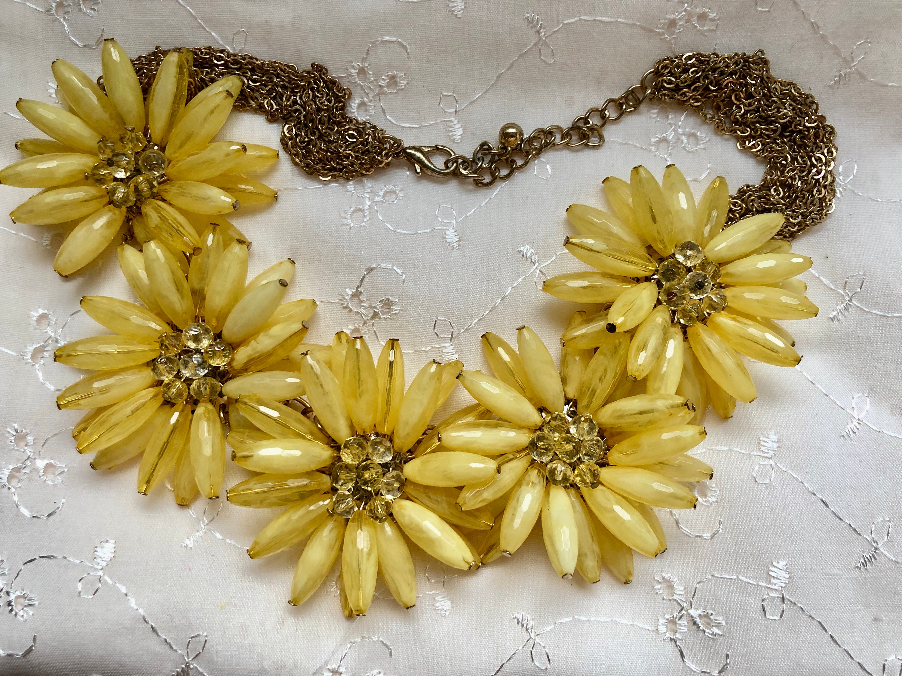 Vintage Yellow Floral Daisy Celluloid Thermoset Crystals | Etsy