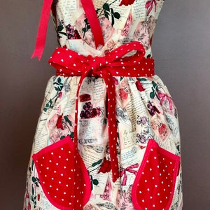 Red Rose Valentine Vintage Postcards Full Vintage Style Ruffle Apron Hostess Handmade Doodaba