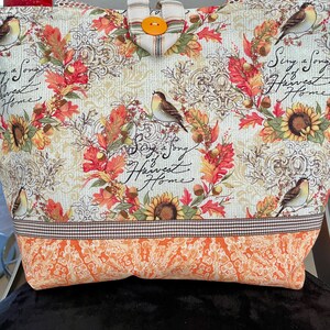 Bolso de mano Doodaba hecho a mano con diseño de pájaros, hojas y girasoles para Acción de Gracias en otoño