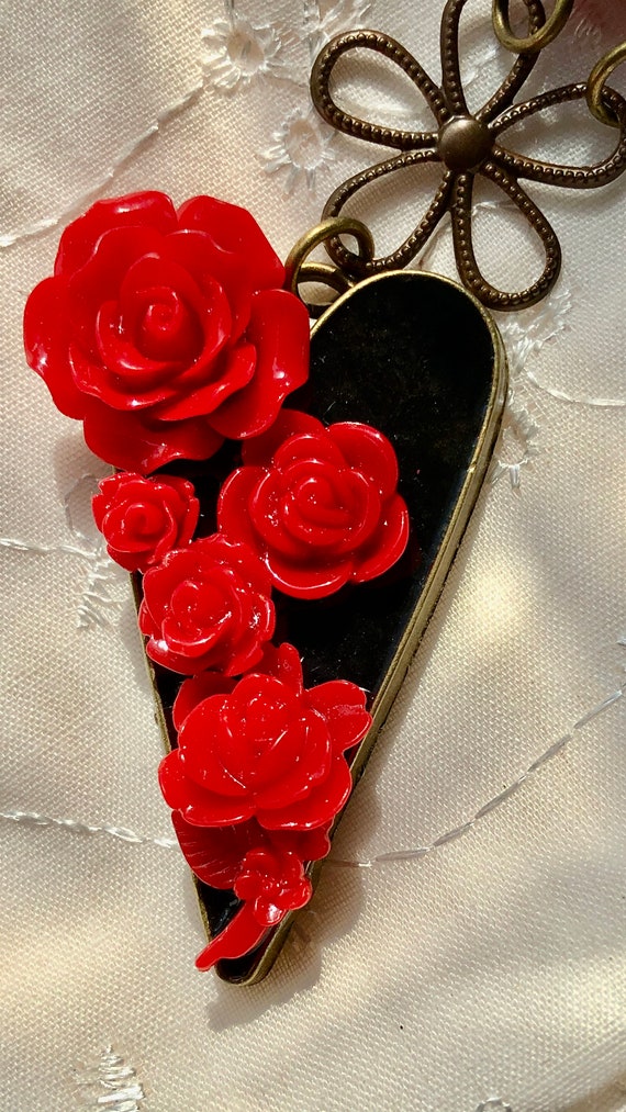 Vintage Repurposed Black Resin Valentine Red Roses