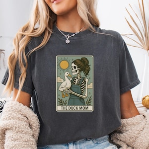 Shirt met skelet eend moeder – Vintage T-shirt met comfortabele kleuren voor dierenliefhebbers en cadeaus voor het boerenleven in de achtertuin