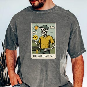 Camiseta Spikeball Dad – Design de esqueleto com bola e rede, camiseta Comfort Colors® para amantes de esportes ao ar livre, ideia divertida de presente para o Dia dos Pais