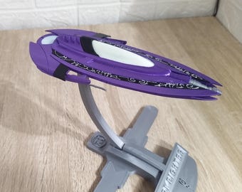 Ori fighter space ship replica with stand - Stargate-inspired - SG-1 - Glow-in-the-Dark - Sci-fi - Home decor