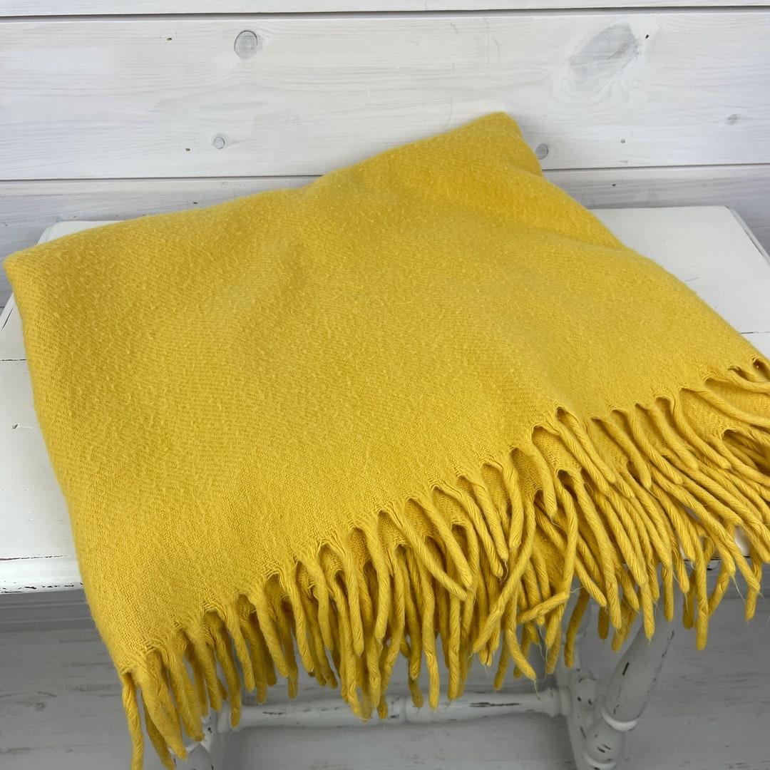 Vintage Covenant 1960s70s Gold Travel Car Blanket or Lap Blanket Etsy