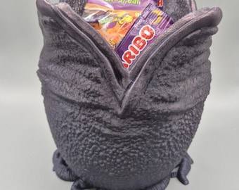 Alien Egg Halloween Candy Bowl – Spooky Sci-Fi Decoration - Trick or Treat Sweets Bowl