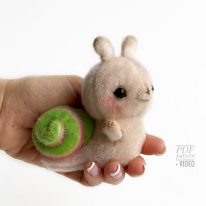 Snail PDF sewing pattern Video tutorial DIY stuffed toy pattern DIY toy kids toy pattern easy to sew for adults TSminibears