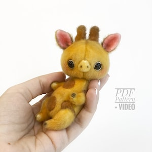 Giraffe PDF sewing pattern Video tutorial DIY stuffed toy pattern DIY soft toy kids toy pattern easy to sew for adults TSminibears