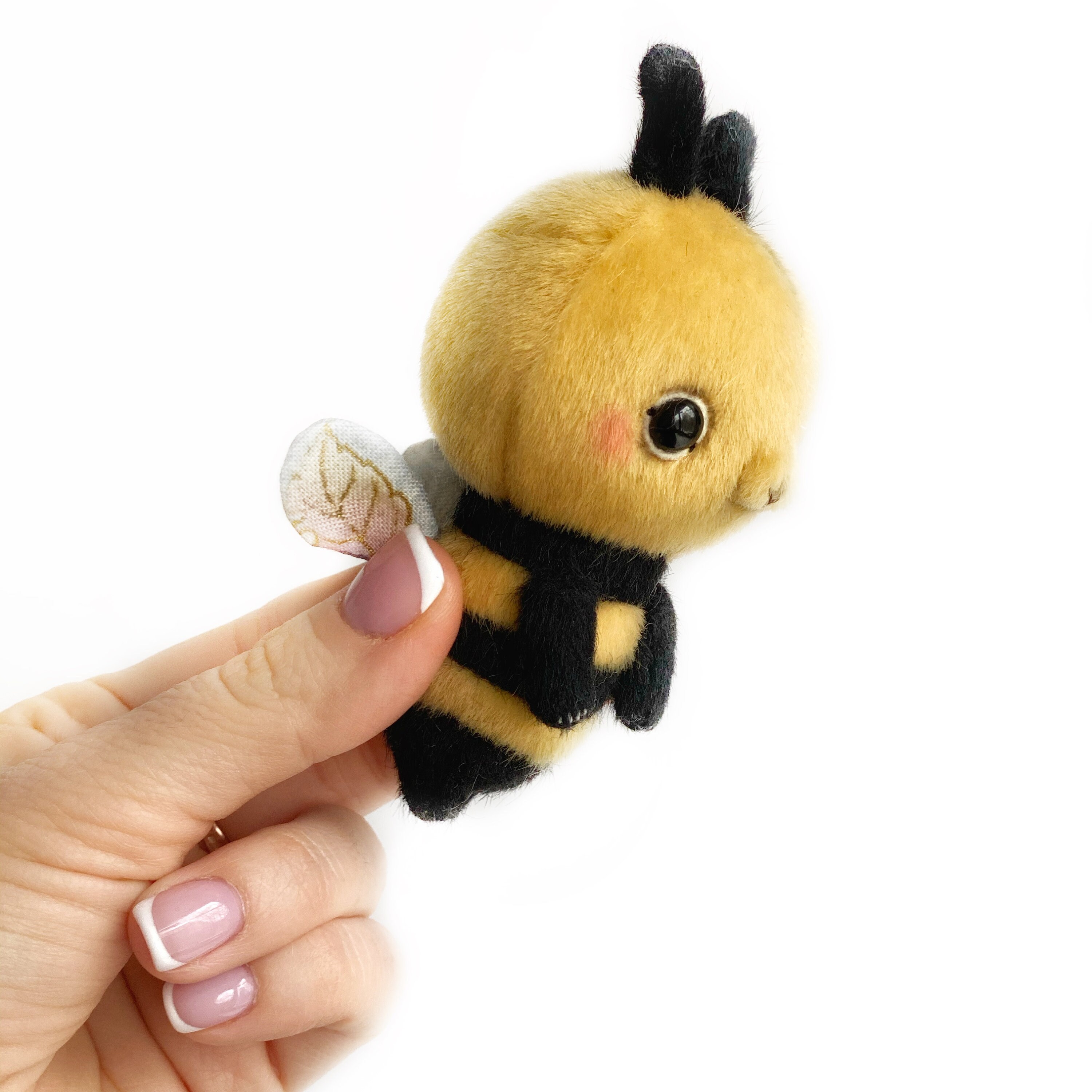 Bee PDF sewing pattern Video tutorial
