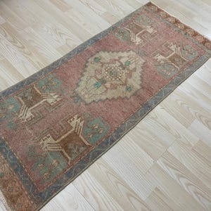 1.5x3.7ft, Turkish rug, Vintage rug, Small Pink rug, Bohemian rug, Wool rug, Oushak rug, Anatolian rug, Doormat rug, Kitchen rug, Boho rug
