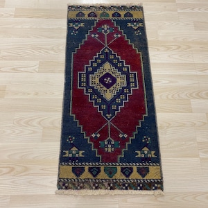 1.3x3 ft, Red Turkish Oushak Ethnic Doormat Rug, Vintage Handwoven Wool Bath Rug