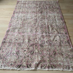Turkish large rug, Vintage rug, Pink area rug, Oversize rug, Wool rug, Oushak rug, Oriental rug, Living room rug, Boho decor rug, 5.2x8.3 ft