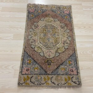 1.6x2.7ft, Brown rug, Turkish mini rug, Vintage rug, Small rug, Faded rug, Muted rug, Oushak rug, Wool rug, Doormat rug, Bath rug, Boho rug