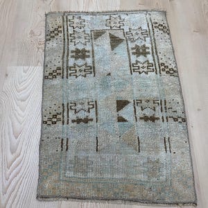 1.4x2ft, Turkish rug, Small Vintage rug, Brown rug, Antique rug, Neutral rug, Oushak rug, Wool rug, Doormat rug, Bath rug, Boho decor rug