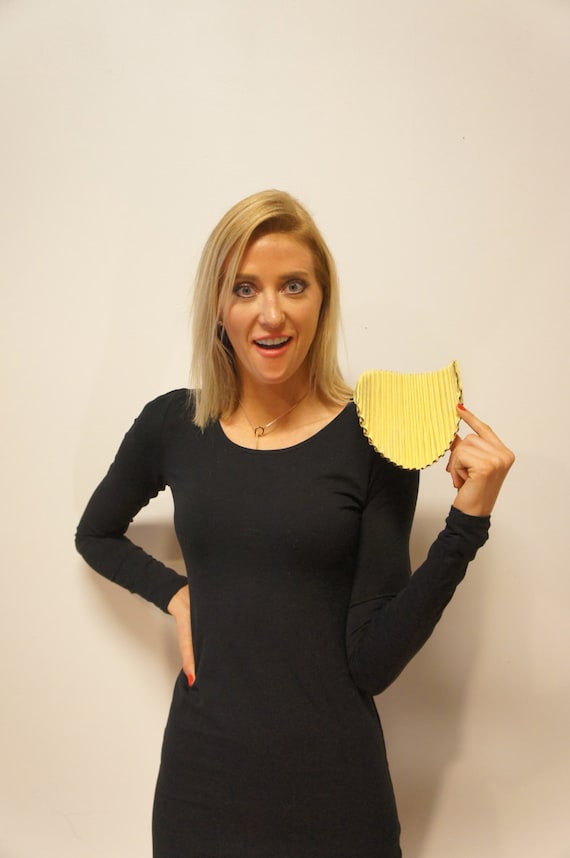 Last Minute Halloween Costume: Chip on Your Shoulder