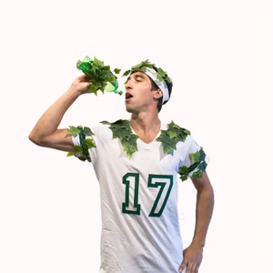 Ivy League Funny Pun Adult Halloween Costume perfect Women Men kid unique Group Halloween costume Easy simple Sports jersey athlete costume