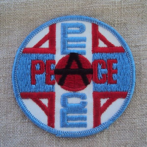 Vintage 70s American Patriotic Red White and Blue Peace Sign Sew On Patch