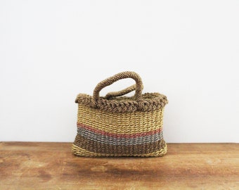 Piccola borsa da 9 pollici in iuta intrecciata in stile boho anni '80, cestino da mercato/vaso per piante, color farina d'avena naturale, rosa, blu e marrone a righe