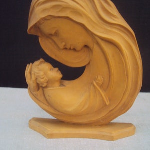 Vintage Virgin Mary and Baby Jesus Figurine Statue Umbreakable Sacred Statue 7&quot; tall figure Mother and Child