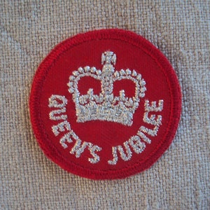 Vintage 70s The Queen&#39;s Silver Jubilee  Crown Travel Sew On Patch