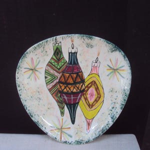 Vintage Studio Ceramic Holland Mold Christmas Balls Holiday Serving Decor Cookie Appetizer Plate Hand Decorated