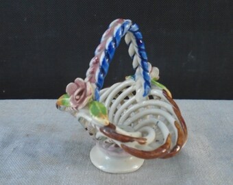 Vintage Spanish Miniature Lattice Basket Trinket Dish