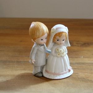 Vintage Leaven 1982 Braut und Bräutigam SweetTiny Cake Topper Figur Brautparty Dekor