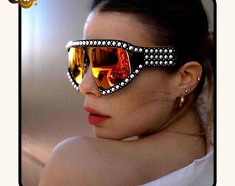 Gafas de sol de lujo con montura de perla: gafas rojas de moda para mujer / Gafas retro elegantes / Gafas con estilo glamuroso