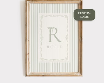 Aangepaste naam kunstdruk aan de muur voor kinderkamer, bleke saliegroene initiaal baby, gepersonaliseerd cadeau, vintage cottagecore meisjesspeelkamer, geboorteafdrukken