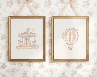 Conjunto de arte mural de carrusel vintage y globo aerostático para cuarto infantil, decoración de habitación infantil en acuarela rosa con temática de carnaval, lámina artística para cuarto infantil o sala de juegos.