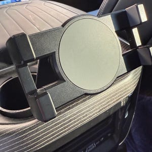 Custom-Fit 3D Printed Tablet Holder for 2019-2024 Ram 1500/2500 Trucks
