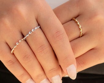 14K Gold Twisted Rope Ring - Minimalist Stacking Ring, Dainty Gold Band for Women, Elegant Braided Gold Ring, Everyday Jewelry
