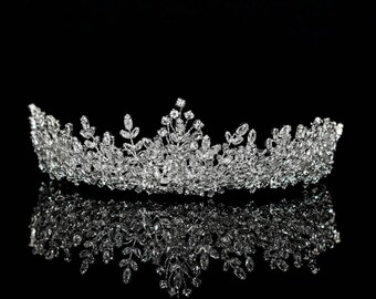Zircon Bridal Crown, Handcrafted Crystal Wedding Tiara, Silver Rhinestone Princess Crown, Adjustable Elegant Headpiece,Luxury Bridal Jewelry