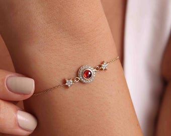 14k Solid Gold Bracelet with Red Gemstone and Star Accents – Elegant and Dazzling Design