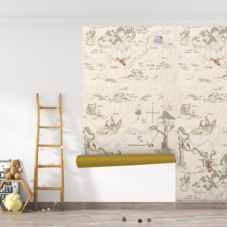 Vinilo Mural Infantil Komar - Casa De Winnie Pooh, Medidas 127 X 368 Cm, Pegamento Incluido